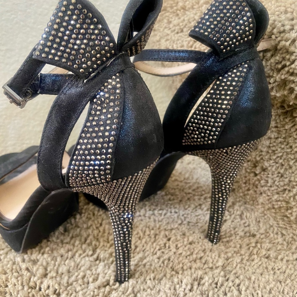 Jessica Simpson Black Studded Heels - Picture 3 of 7